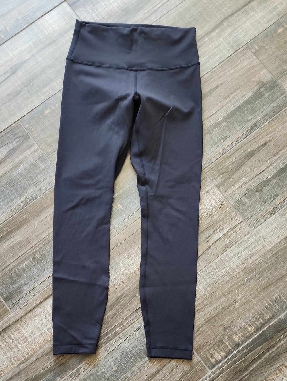 Lululemon Black  Wunder Train - 25 inseam